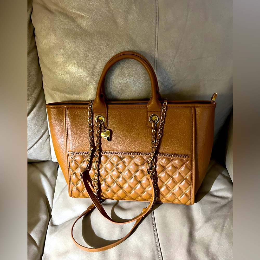 Brand new stunning foreign designed 5 pockets brown elegant Leather han… - Picture 11 of 12